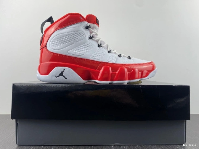 1st Kicks White 9 Jordan Retro Air 302370- Red BestValue Gym 629 1117